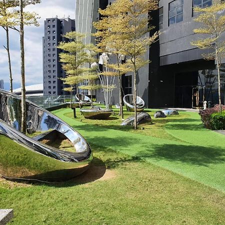 Arte Mont Kiara By Iluxhome クアラルンプール エクステリア 写真